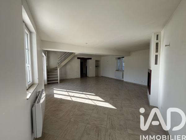 Maison à vendre 6 pièces 134 m² Neuilly-Saint-Front