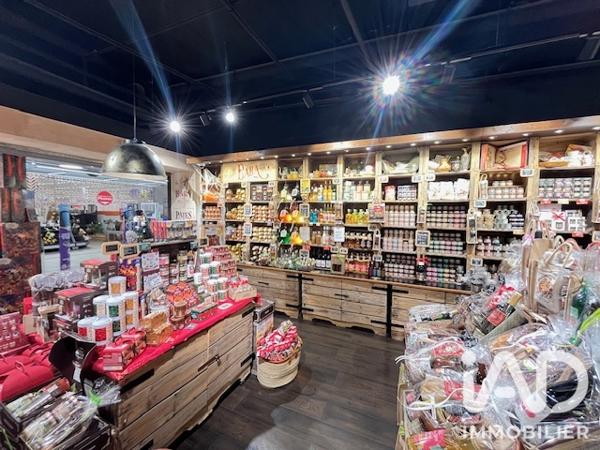 Alimentation​ à vendre 68 m² Flins-sur-Seine