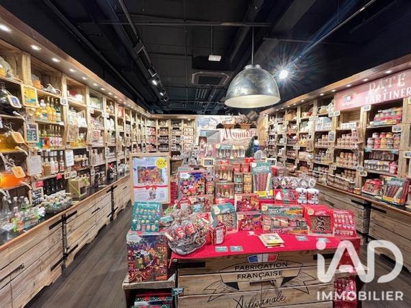 Alimentation​ à vendre 68 m² Flins-sur-Seine