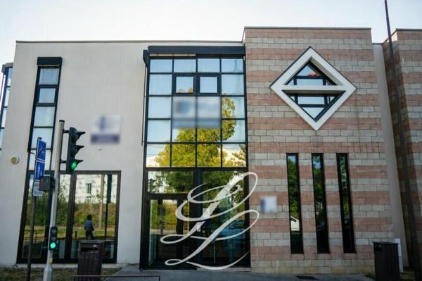 Location - BUREAUX 131 m 2
