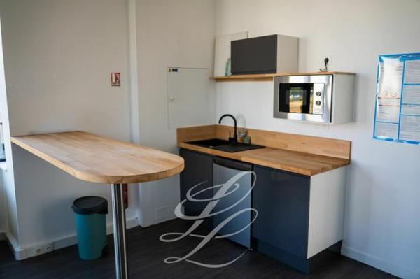 Location - BUREAUX 131 m 2
