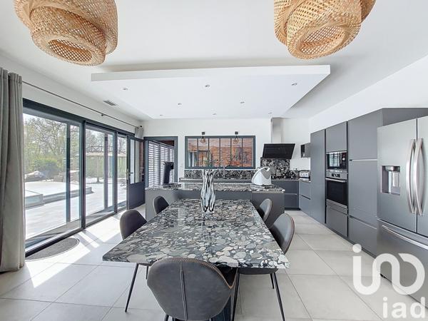 Maison à vendre 7 pièces 206 m² Fleurance