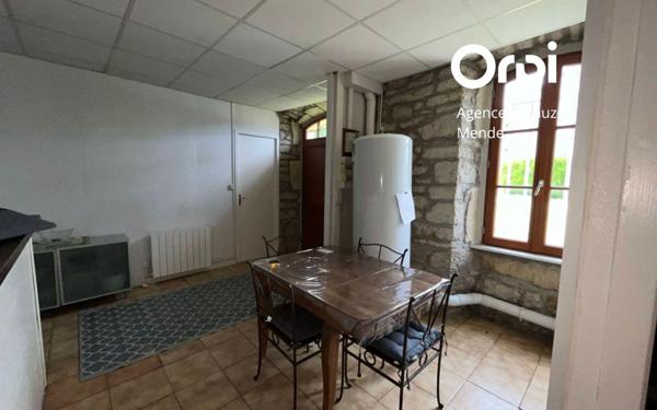 Appartement à louer    3 pièces • 55 m2 Mende