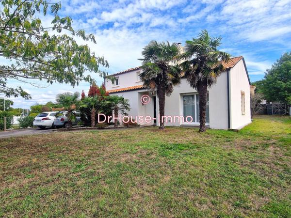 Maison à vendre 4 pièces de 133 m²