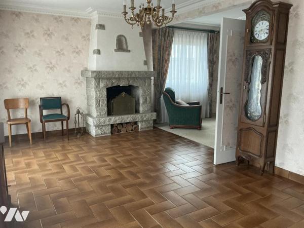 À VENDRE MAISON MADELEINE 100 M2 avec hangar