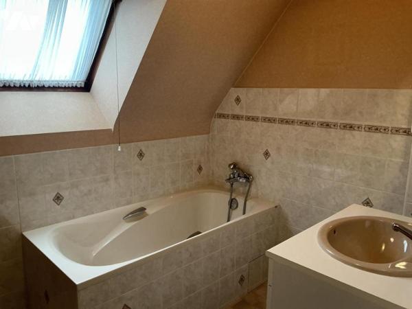 À VENDRE MAISON MADELEINE 100 M2 avec hangar