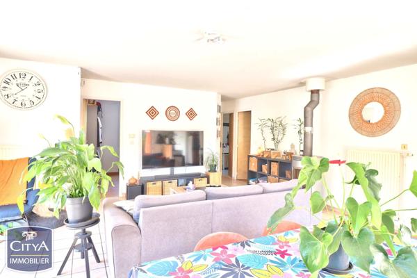 Maison à vendre 4 pièces 85.42m² Marlhes (42660)
