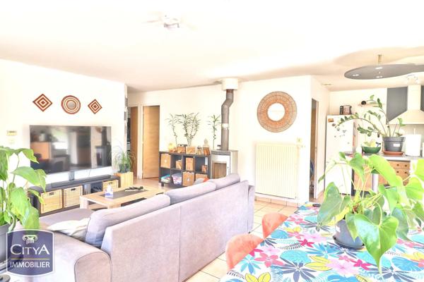 Maison à vendre 4 pièces 85.42m² Marlhes (42660)