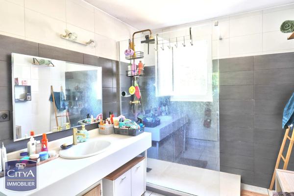 Maison à vendre 4 pièces 85.42m² Marlhes (42660)