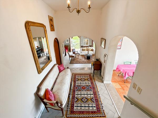 Maison Ensues La Redonne 6 pièce(s) 180 m2