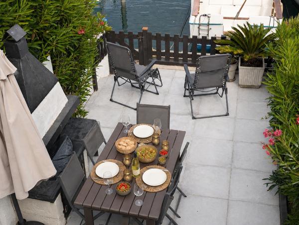 Belle marina en duplex avec grande terrasse de 50 m² en front de quai Le Grau-du-Roi (30240)
