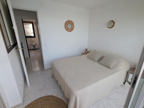 Belle marina en duplex avec grande terrasse de 50 m² en front de quai Le Grau-du-Roi (30240)