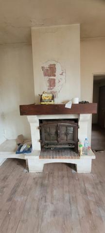 Lisle (24350) Maison de Charme à Réinventer travaux– Proche Rivière & Hors Zone Inondable.Potenciel de Trois chambres,terrai