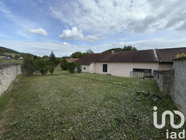 Maison de village 3 pièces de 99 m² à Poissons (52230)