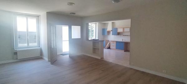Maison
                                                                                                                                                                                                                                                                                                                        4 pièce(s)                                                                                                                                                                                                          3 chambre(s)                                                                                                                                                                                                          123  m²