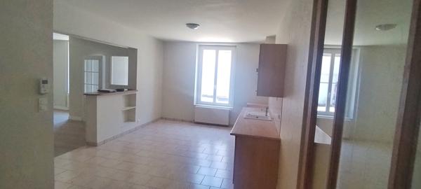 Maison
                                                                                                                                                                                                                                                                                                                        4 pièce(s)                                                                                                                                                                                                          3 chambre(s)                                                                                                                                                                                                          123  m²