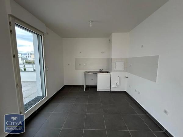 Appartement à louer 4 pièces 90.09m²
