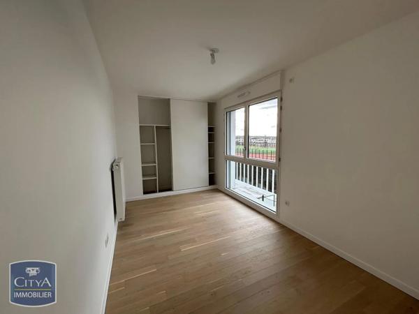 Appartement à louer 4 pièces 90.09m²