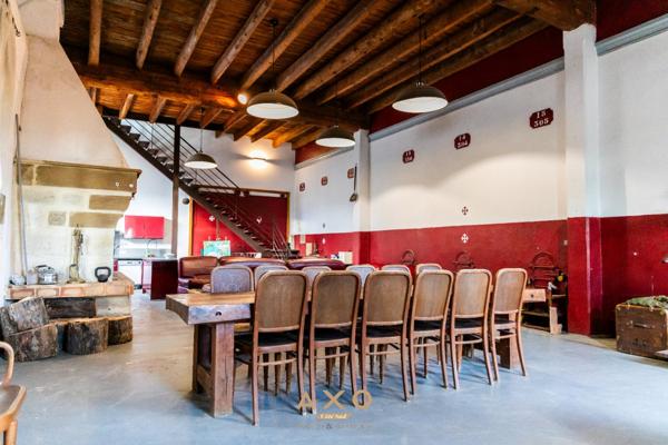 AIMARGUES – ANCIEN CHAI – 260 M² – TERRAIN DE 5 000 M² – 750 000 €