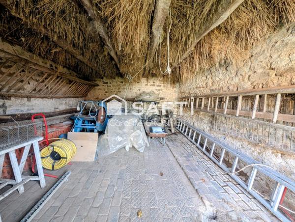 Maison avec dépendances et terrain - Ciry-le-Noble