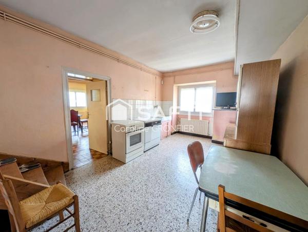 Maison avec dépendances et terrain - Ciry-le-Noble