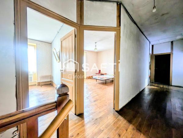 Maison avec dépendances et terrain - Ciry-le-Noble