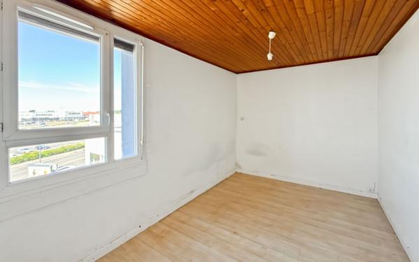 Appartement à vendre    3 pièces • 70,16 m2 Saint-Jean-de-la-Ruelle