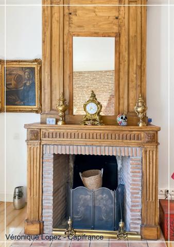 Agen hyper centre, emplacement privilégié sur le boulevard piéton et à deux pas du marché, superbe appartement traversant en duplex