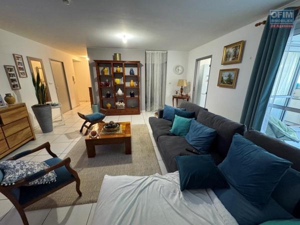 A vendre magnifique appartement trés spacieux de type F3 de 78 m² dans belle résidence de standing au Tampon