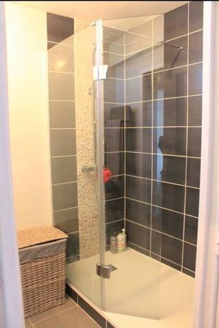 Appartement
         3 pièces
        - 63 m² Exclusivité 83 400 €*