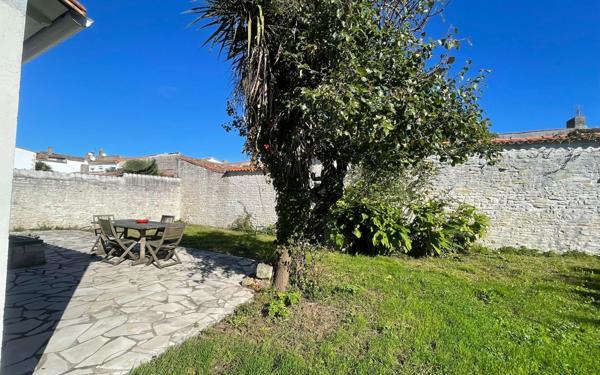 Maison à vendre    4 pièces •  Saint-Martin-de-Ré