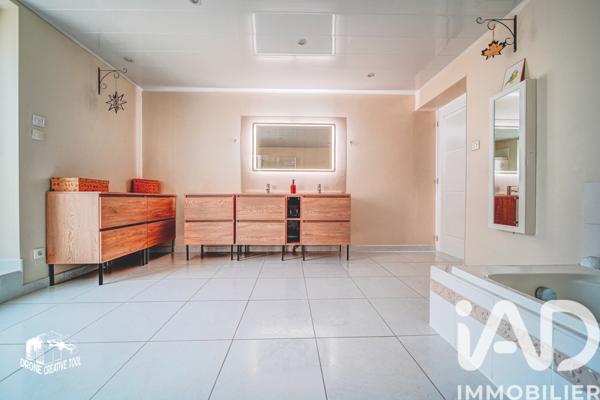 Maison à vendre 5 pièces 219 m² Bambiderstroff