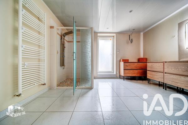 Maison à vendre 5 pièces 219 m² Bambiderstroff