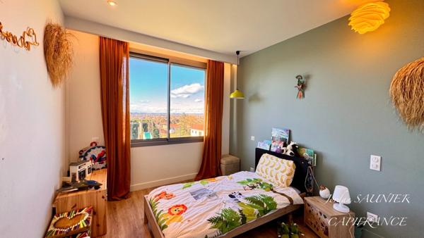 Vila d'architecte à vendre SOREZE (81)