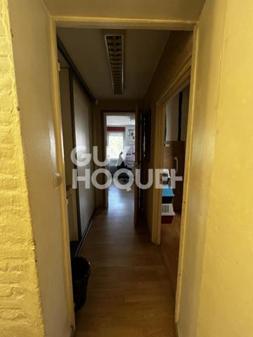 Local commercial Caudebec Les Elbeuf 81.08 m2