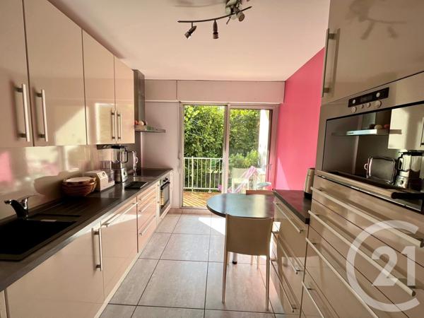 Appartement F5 à vendre  5 pièces - 100 m2 ST ETIENNE - 42