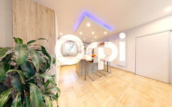 Maison à vendre    9 pièces • 300 m2 Soissons