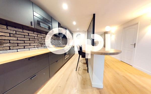 Maison à vendre    9 pièces • 300 m2 Soissons