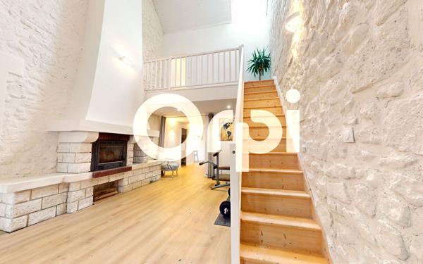 Maison à vendre    9 pièces • 300 m2 Soissons