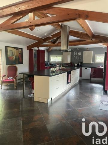 Maison 5 pièces de 200 m² à Daux (31700)