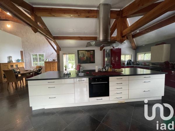 Maison 5 pièces de 200 m² à Daux (31700)