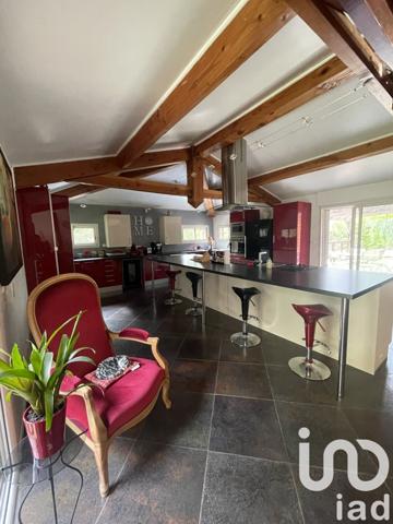 Maison 5 pièces de 200 m² à Daux (31700)