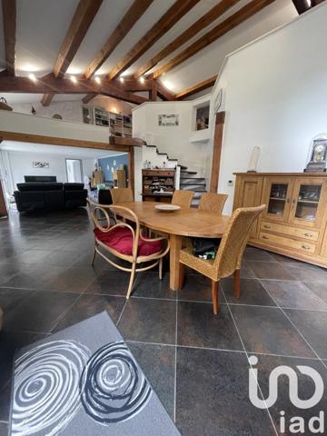 Maison 5 pièces de 200 m² à Daux (31700)