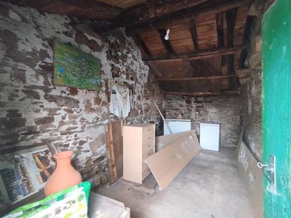 Maison en pierre à rénover sur terrain de 1 000m², Divatte sur Loire (44450)