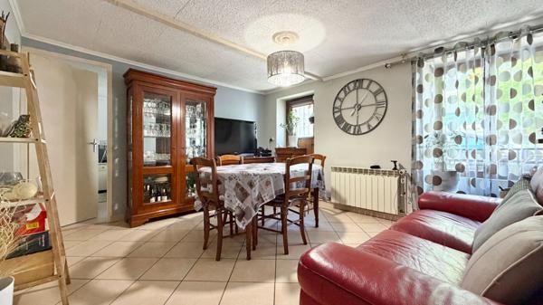 Appartement Corbeil Essonnes 3 pièce(s) 52.12 m2