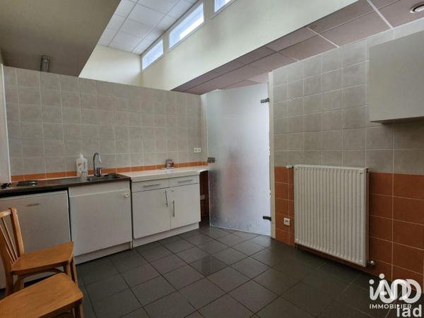 Local d’activité à vendre 143 m² Dunières