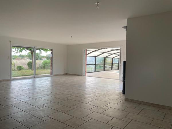 Falguières - Maison de 160 m2 avec garage et piscine