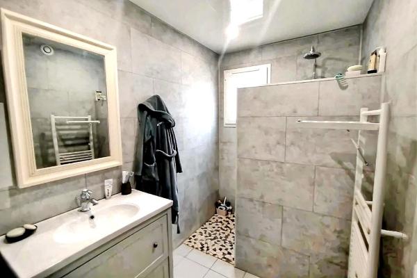 Villa d'exception de 140 m² confort, espace et détente au rendez-vous !