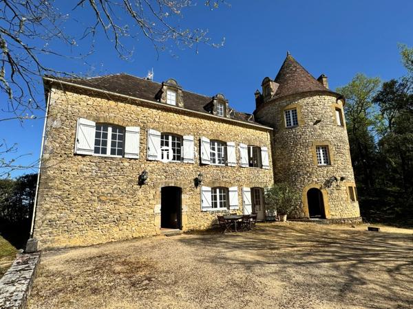 Proche de Sarlat, pour qui rêve d’une vue spectaculaire : les châteaux et la rivière Dordogne sont à ses pieds !, SARLAT LA CANEDA