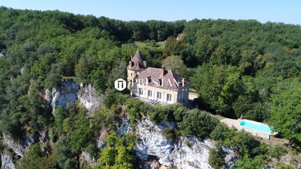Proche de Sarlat, pour qui rêve d’une vue spectaculaire : les châteaux et la rivière Dordogne sont à ses pieds !, SARLAT LA CANEDA